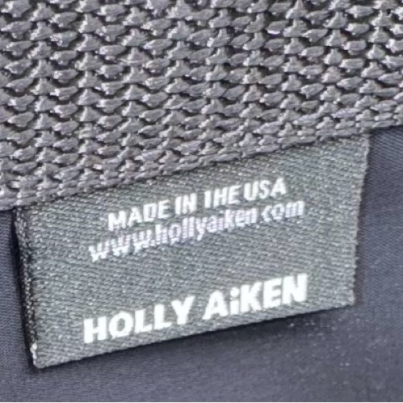 NWT Holly Aiken Gray and Black Corgi Tote Bag, Faux Leather - Picture 11 of 11